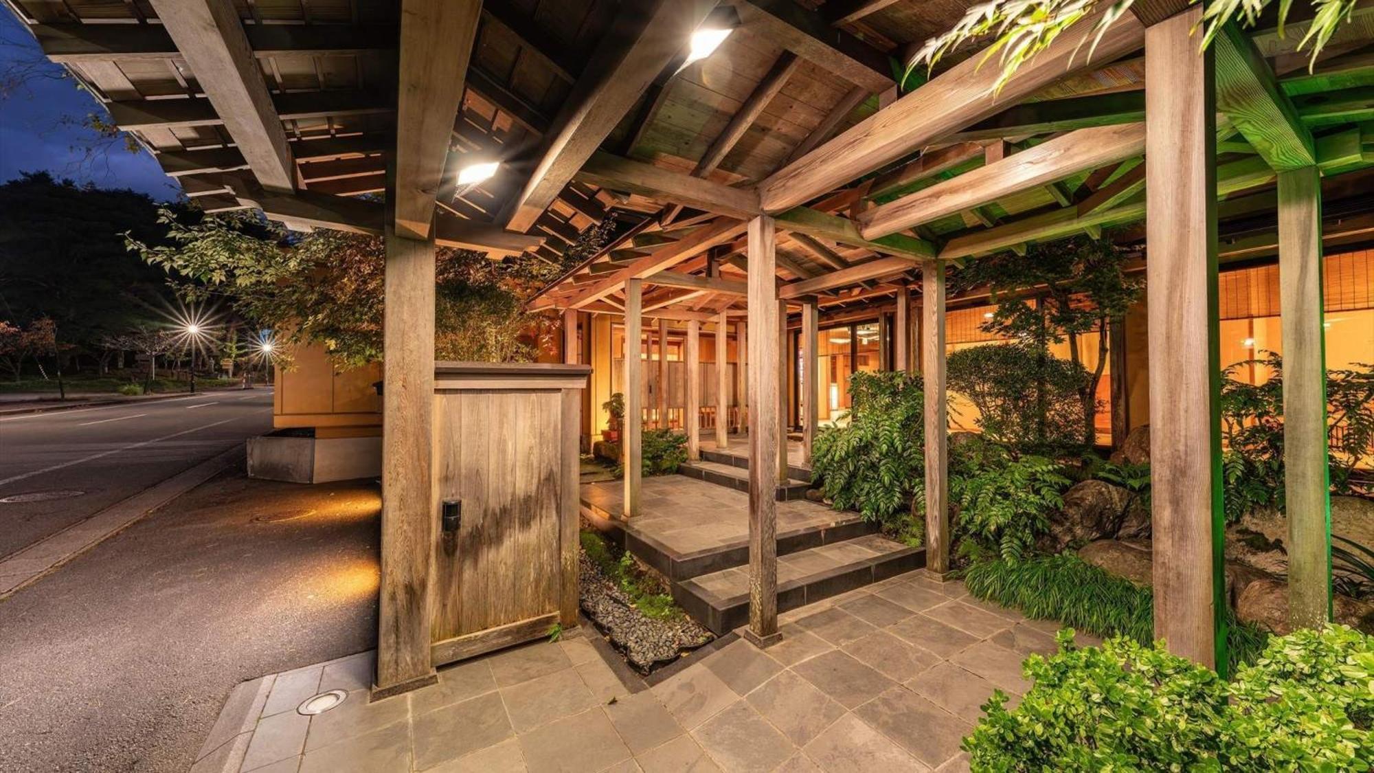 Hotel Kashintei Shirahama Semboku Esterno foto